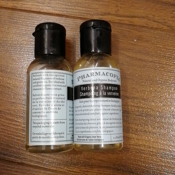 9 piece lot of new Pharmacopia toiletries - Picture 4 of 6